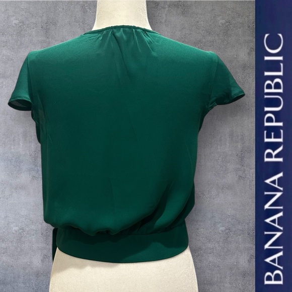 Banana Republic Emerald Flutter Sleeve Tie Waist Blouse, Size XSP, MSRP $70 - Picture 3 of 6